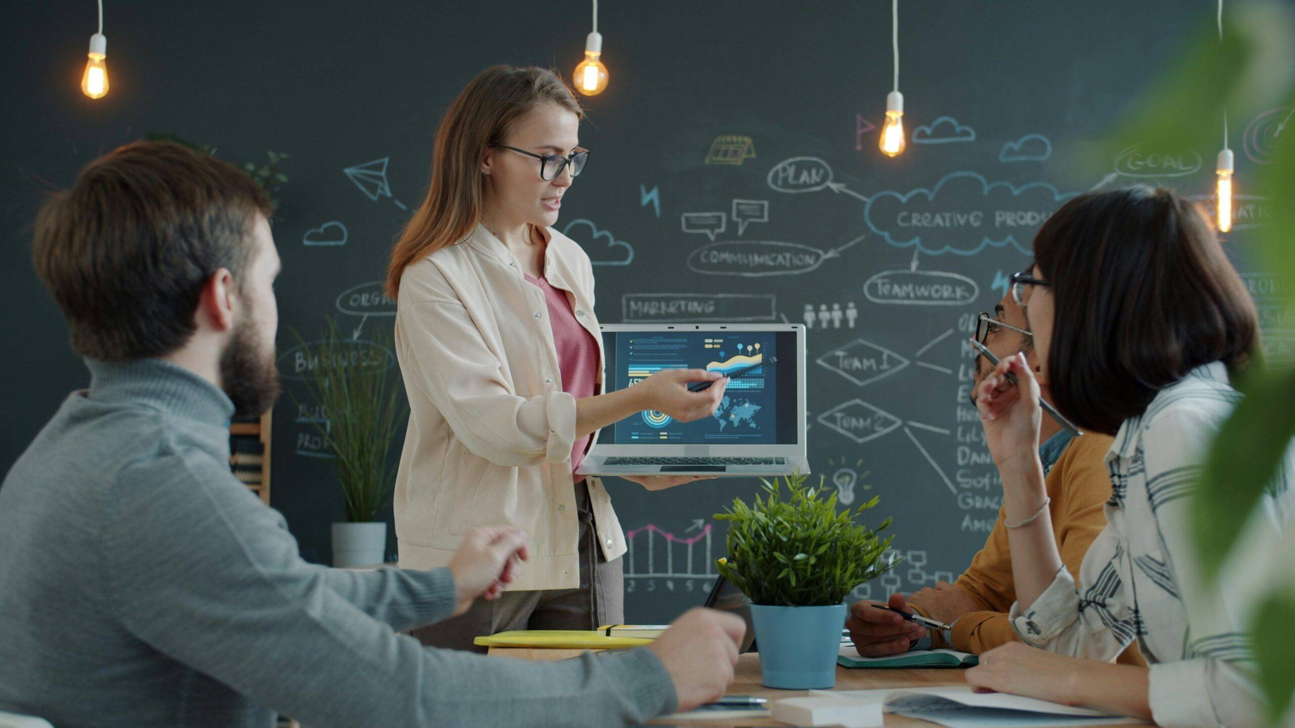 SME project team gaining independent clarity through Coron’s Trail Insight review.